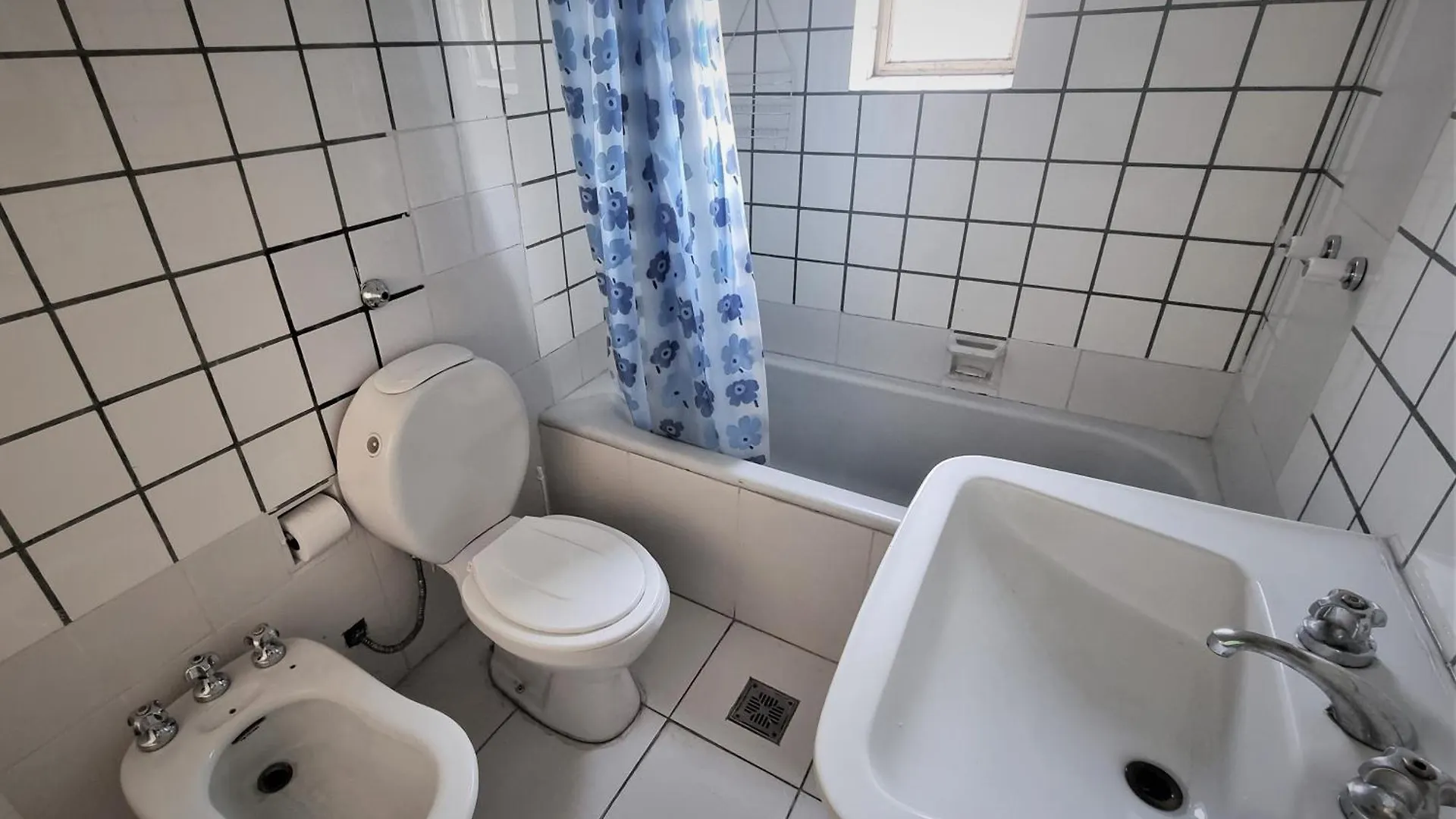 Hostel Pituco - En El Corazon De La Ciudad Mendoza