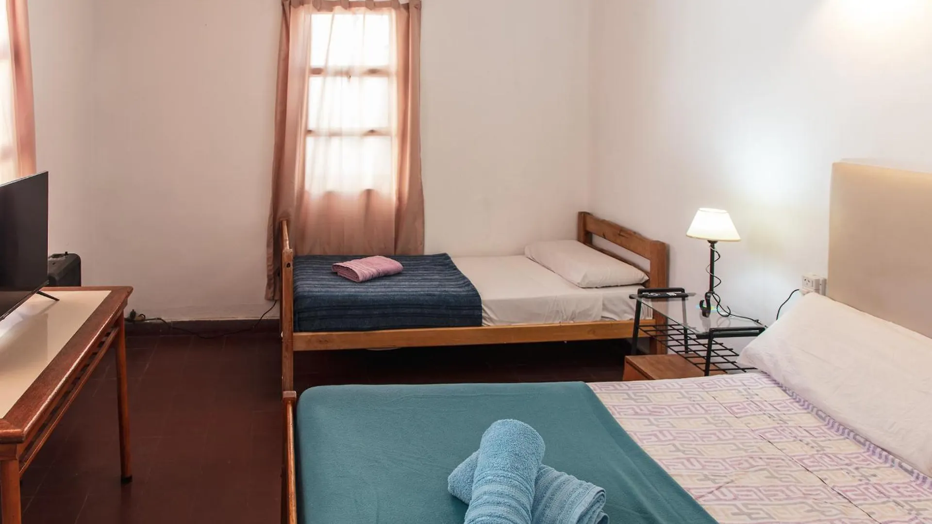 Hostel Pituco - En El Corazon De La Ciudad Mendoza Arjantin