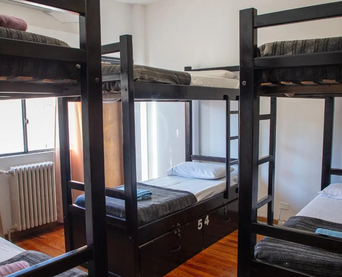 Hostel Pituco - En El Corazon De La Ciudad Mendoza