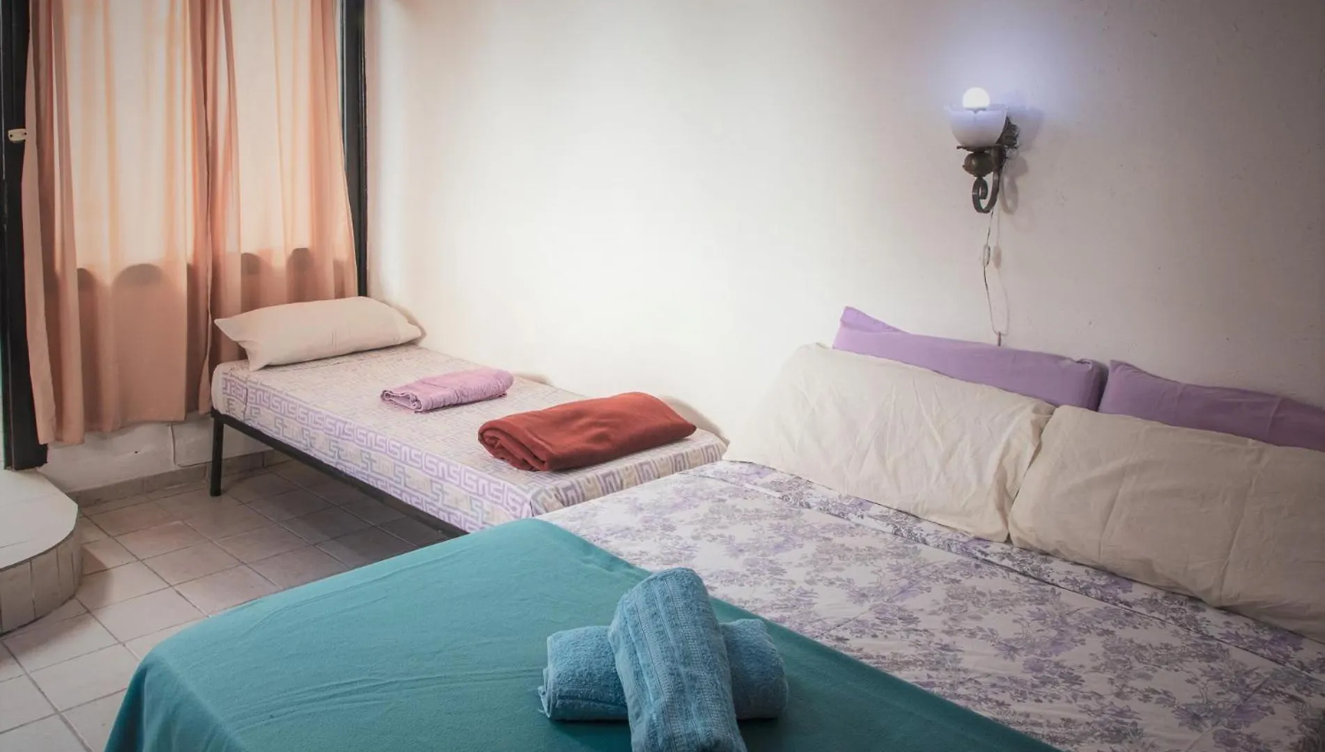 Hostel Pituco - En El Corazon De La Ciudad Mendoza
