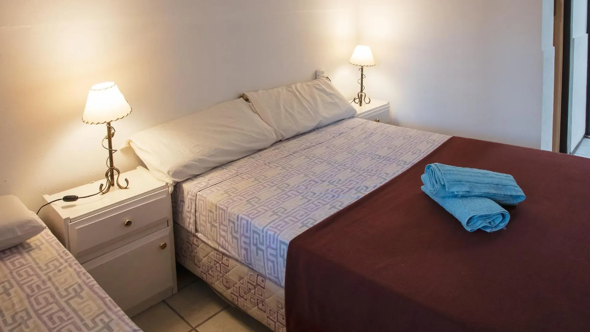 Hostel Pituco - En El Corazon De La Ciudad Mendoza