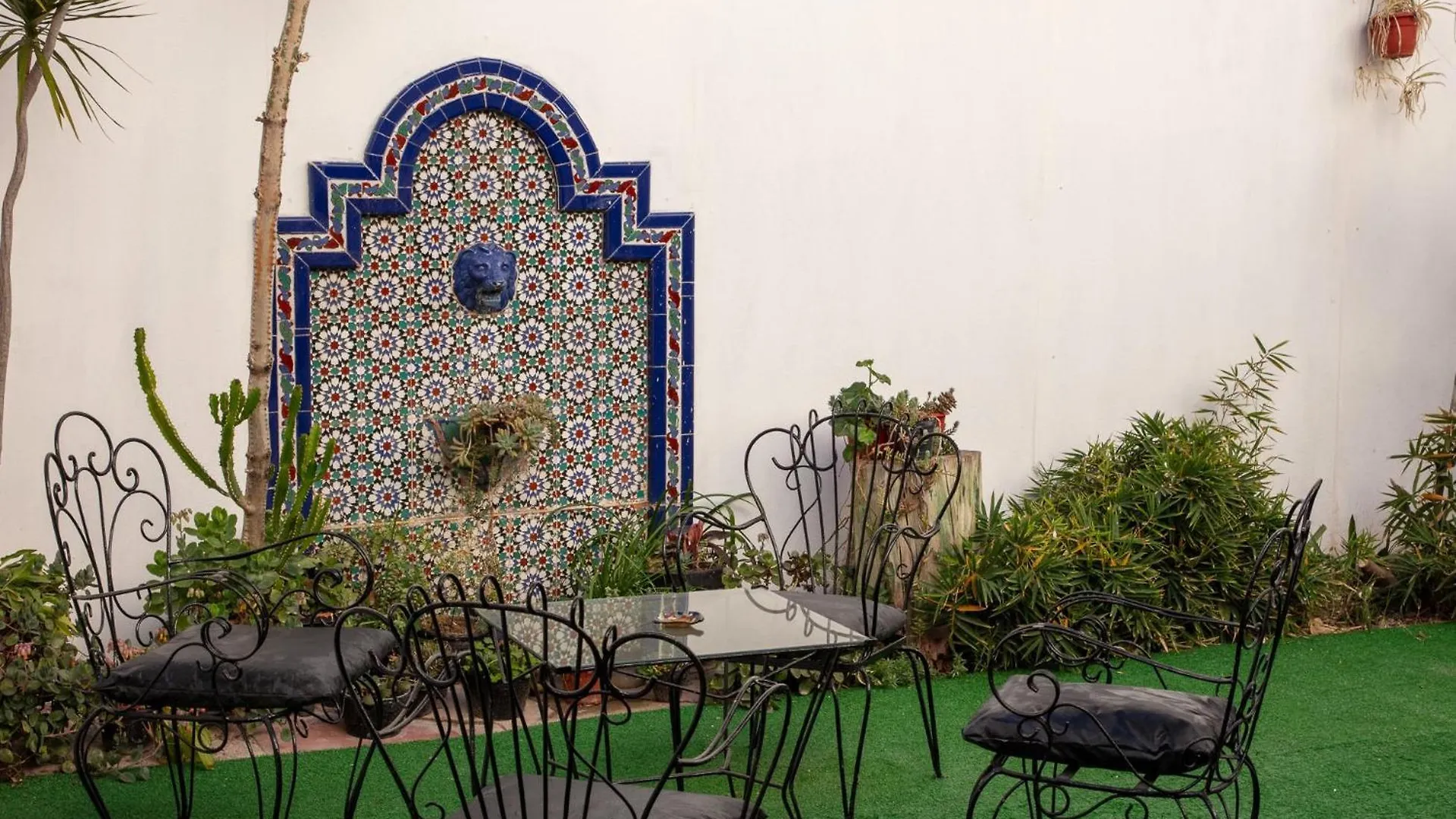 Hostel Pituco - En El Corazon De La Ciudad Mendoza